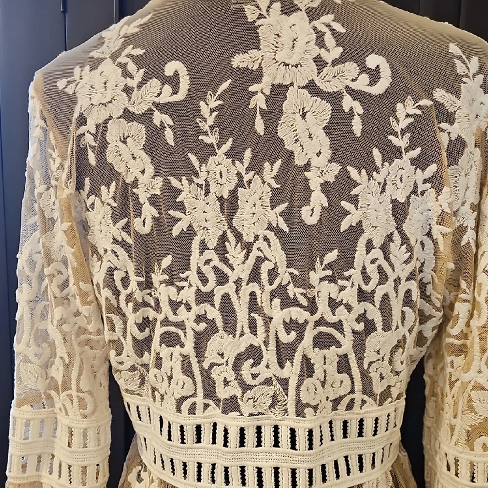 Forever 21 Cream Floral Lace Maxi Duster Kimono - Picture 3 of 9